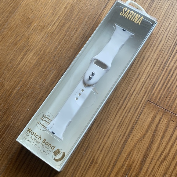 New SARINA Women OffWhite Apple Watch Band Series 1-7 - Picture 1 of 7